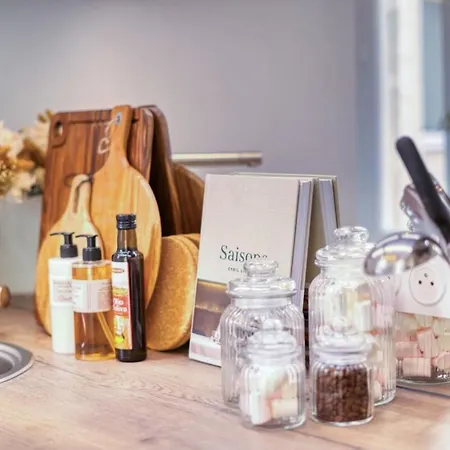 Le Fleuriau アパート *