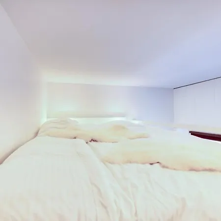 Le Fleuriau アパート